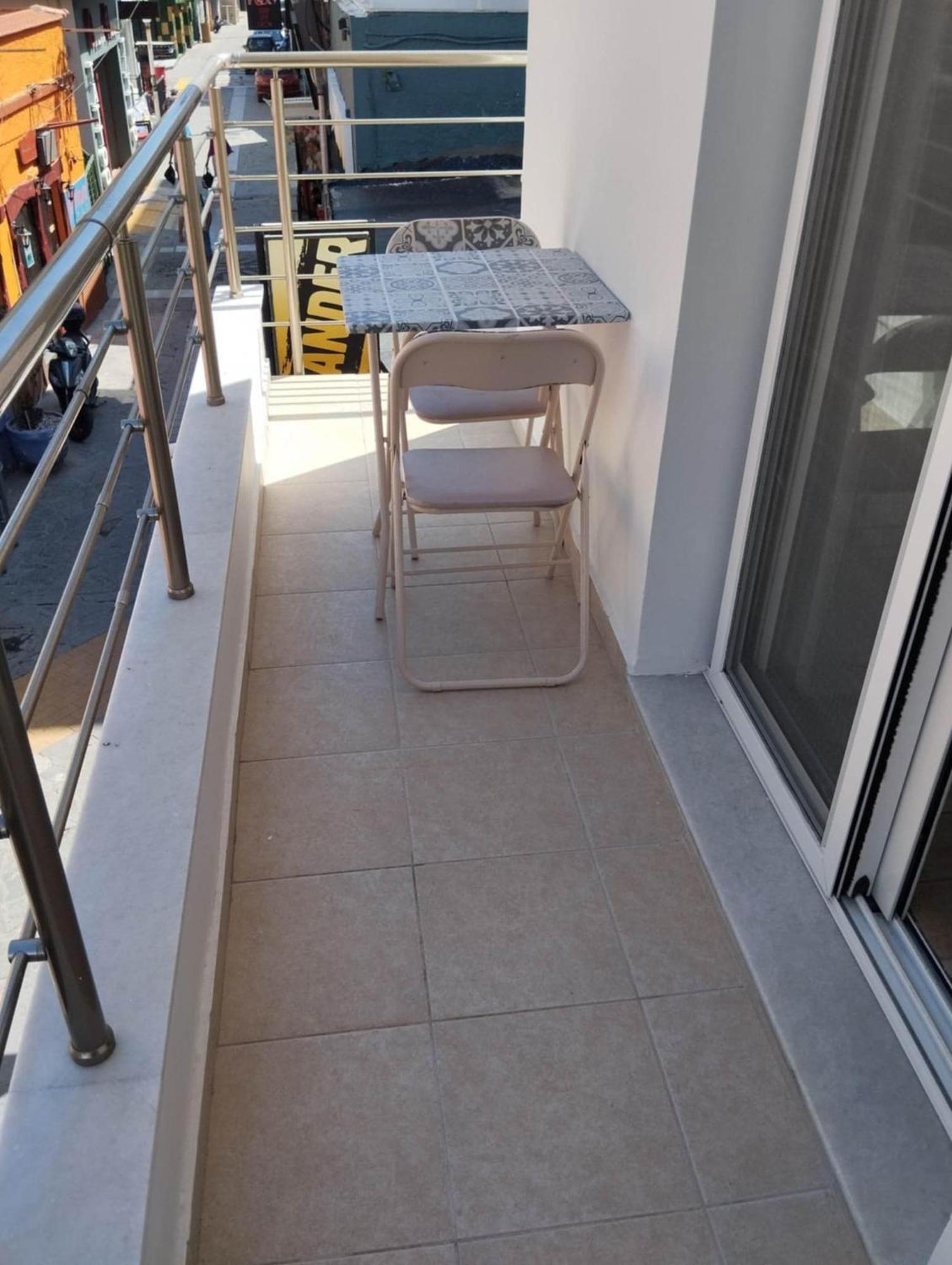 Lilian'S Seaview-Party Street-Youth Studios Rhodes City Exterior photo